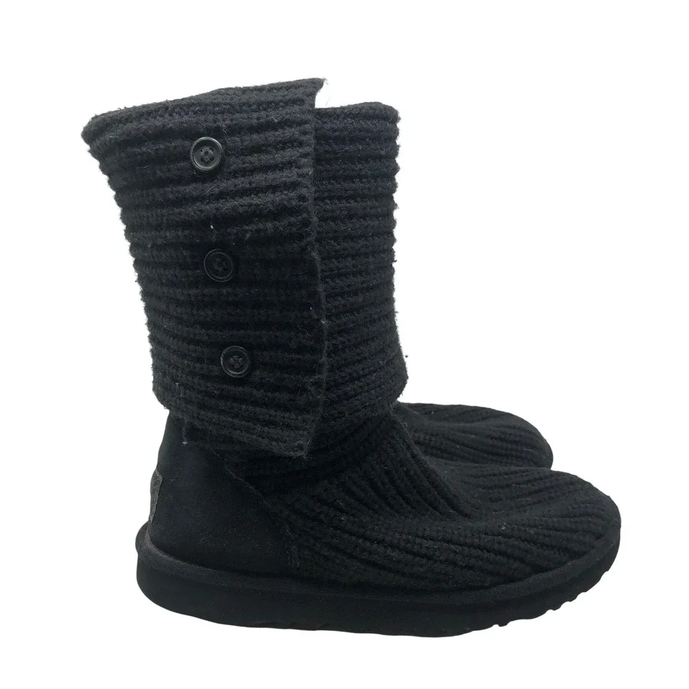 UGG Shaina Knit Cuff Boots Womens 8 Black Suede Button Detail Cozy Winter Cabin